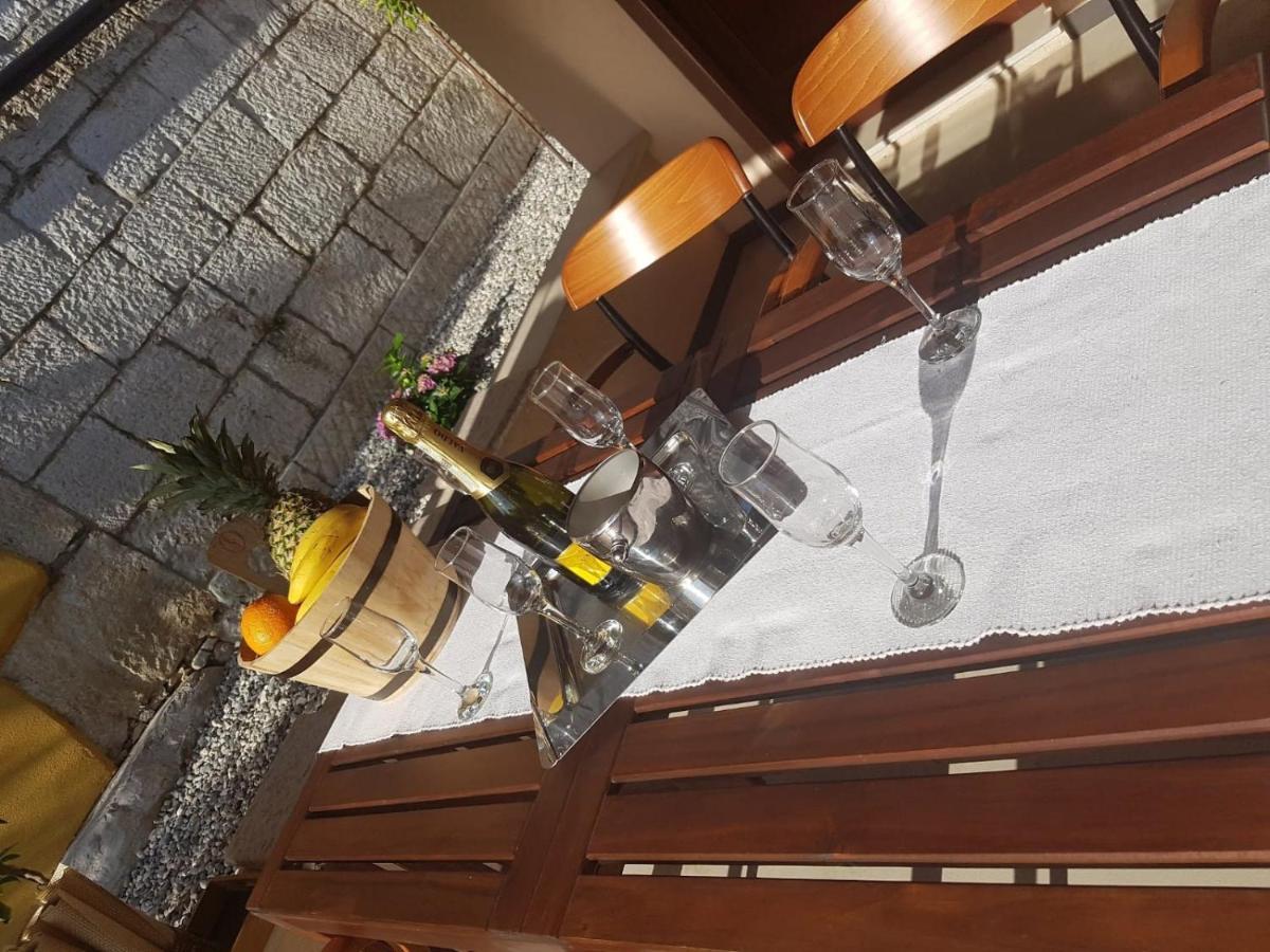 Casa Ladonja Βίλα Πόρετς Εξωτερικό φωτογραφία