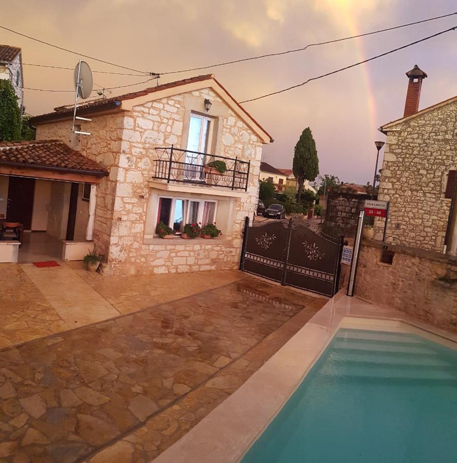Casa Ladonja Βίλα Πόρετς Εξωτερικό φωτογραφία
